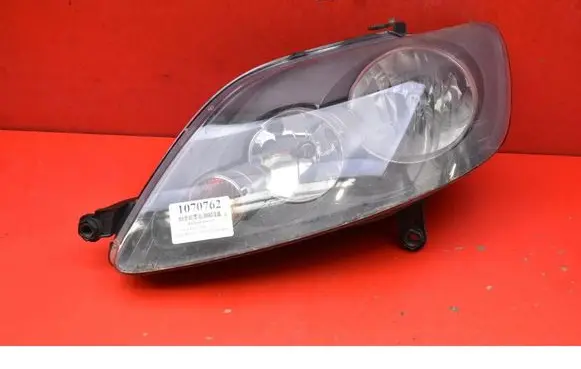 Volkswagen Golf V Headlight/headlamp 24753500