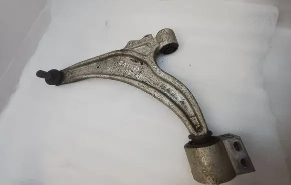 Front lower control arm/wishbone