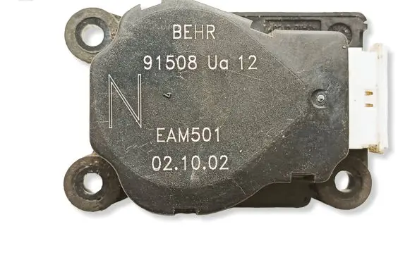 Mercedes-Benz A W169 Air flap motor/actuator 91508U012 021002 EAM501