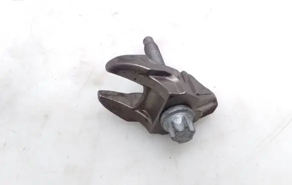 Ford Grand C-MAX Fuel Injector clamp holder 