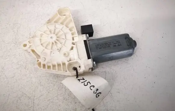 Volkswagen Golf VII Front door window regulator motor 5Q4959801B 1036C22942100