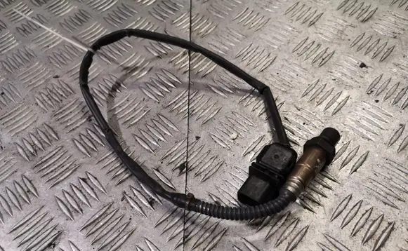 Volkswagen PASSAT B6 Lambda probe sensor 03g906262a