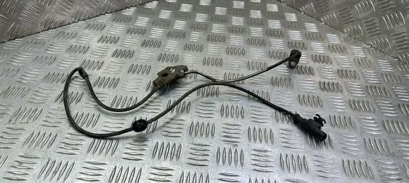 Toyota Avensis T270 ABS brake wheel speed sensor 8954302061