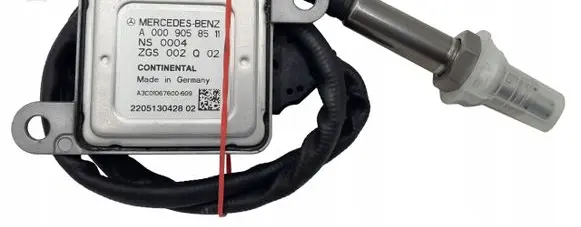 Mercedes-Benz E W213 Lambda probe sensor A0009058511