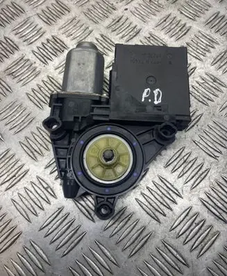 Volkswagen Golf VI Front door window regulator motor 1K0959792J 1K0959702AK 402117A