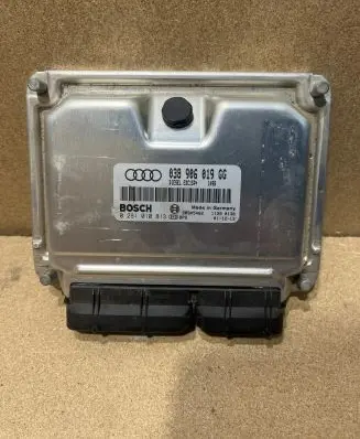 Audi A4 S4 B6 8E 8H Engine control unit/module 038906019GG 28SA5462 0281010813
