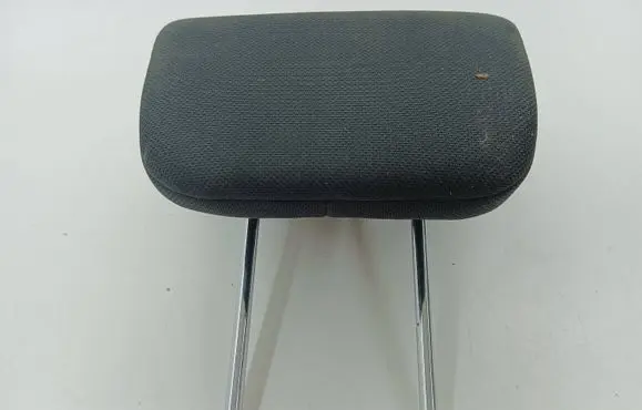 Toyota Corolla Verso AR10 Rear seat headrest 