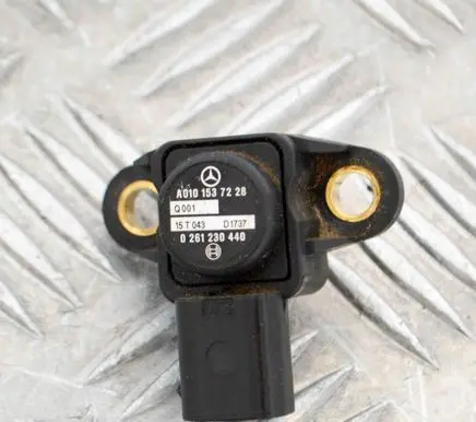 Mercedes-Benz SLK R172 Air pressure sensor 0261230440 A0101537228
