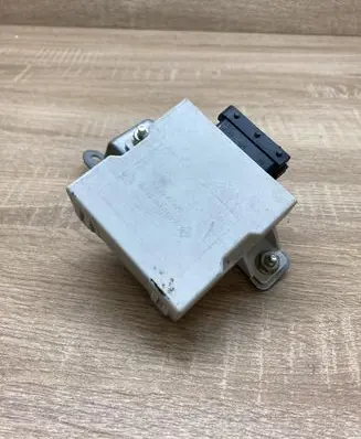 Toyota Avensis T250 Window washer relay 8594005020 150695