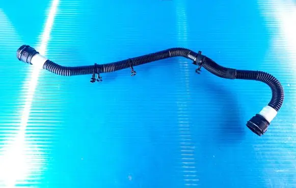 Tesla Model 3 Engine coolant pipe/hose 107760300D
