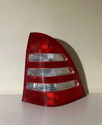 Mercedes-Benz C W203 Rear/tail lights 153538