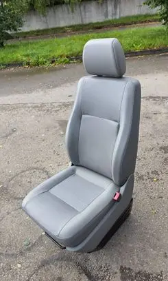 Volkswagen Transporter - Caravelle T5 Front passenger seat 