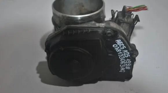 Audi A6 S6 C5 4B Throttle body valve 078133063AG