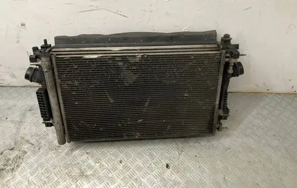 Opel Astra J Radiator set 
