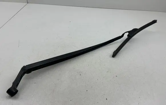 Toyota Verso Windshield/front glass wiper blade 