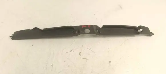Volkswagen Tiguan Fender end trim 5N0821112