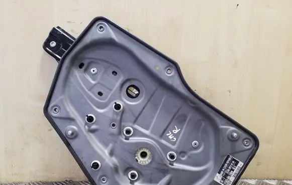 Skoda Superb B6 (3T) Rear window lifting mechanism without motor 3T5839402A
