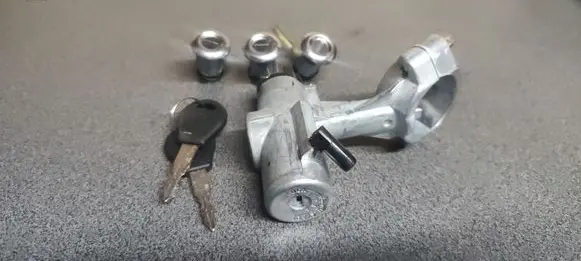 Nissan Patrol 260 Engine ECU kit and lock set