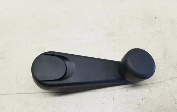 BMW 1 E81 E87 Rear door window winding handle 51.32 81225032