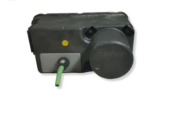 Volkswagen PASSAT B4 Central locking vacuum pump 1H0962257E