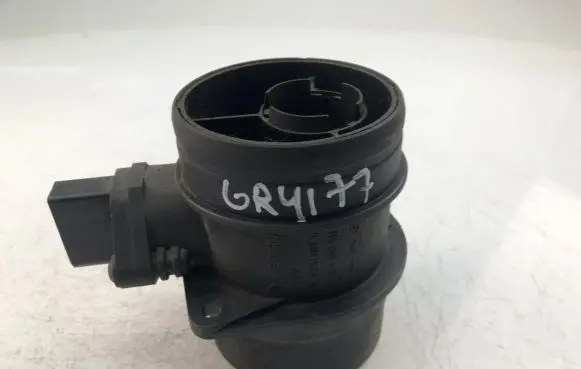 Audi A4 S4 B7 8E 8H Mass air flow meter 074906461B