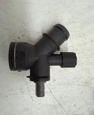 Audi A3 S3 8P Engine coolant pipe/hose 1K0122291