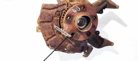 Skoda Octavia Mk1 (1U) Front wheel hub 