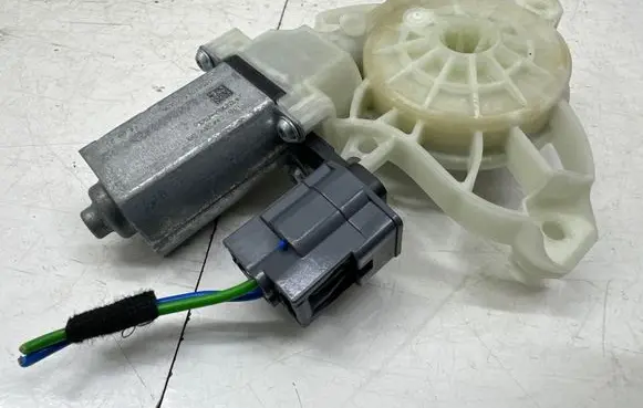 Ford Puma Front door window regulator motor L1TB14A389BB