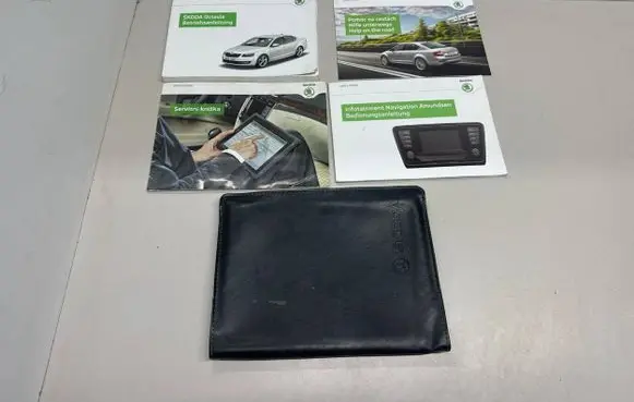 Skoda Octavia Mk3 (5E) User manual 