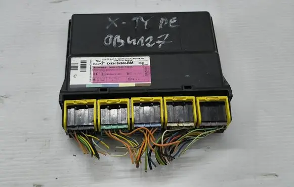 Volkswagen Touran III Comfort/convenience module 1X43-15K600-BM