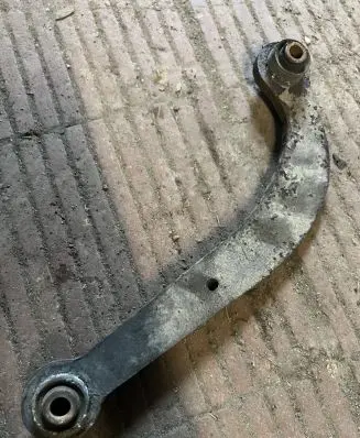 Toyota Avensis T250 Rear control arm