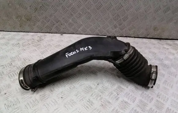 Ford Focus Air intake hose/pipe BV619C623EE 33340046