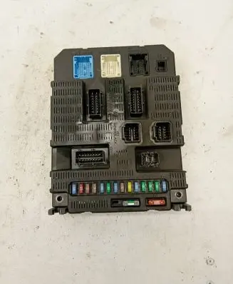 Peugeot 207 Comfort/convenience module 9659285480 BSI2004P0700