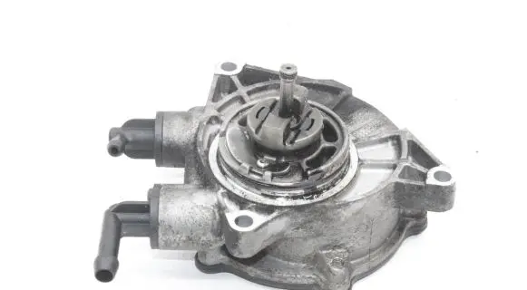 Opel Antara Vacuum pump 25183189