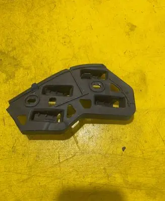 Volkswagen Polo Front bumper mounting bracket 6Q0807183A