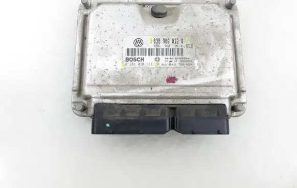 Volkswagen New Beetle Engine control unit/module 0281010133 038906012Q