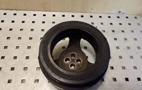 Mercedes-Benz E W212 Crankshaft pulley 201612G0