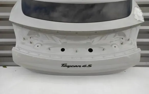 Porsche Taycan 9J1 Tailgate/trunk/boot lid