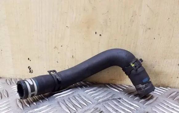 Mercedes-Benz E W212 Engine coolant pipe/hose A6512031382