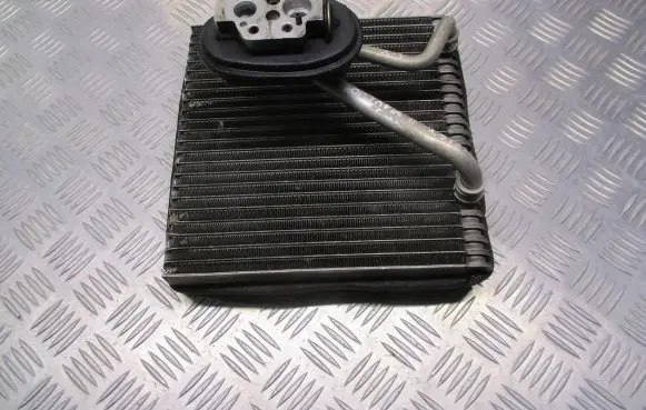 Skoda Octavia Mk2 (1Z) Air conditioning (A/C) radiator (interior) 
