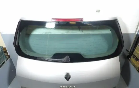 Tailgate/trunk/boot lid