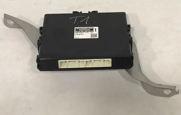 Toyota Verso Other control units/modules 896900F010