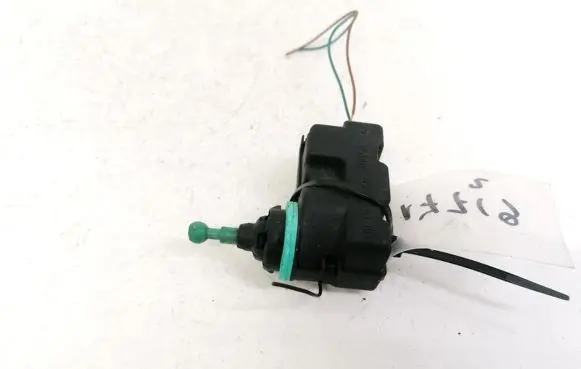 Nissan Pathfinder R51 Headlight level adjustment motor 1J0941295F