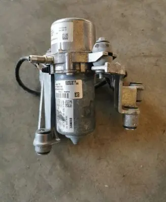Chevrolet Corvette C7 Vacuum pump 23451913 22895342
