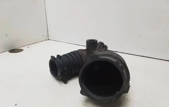 Audi A6 S6 C6 4F Air intake hose/pipe 4F0129615E