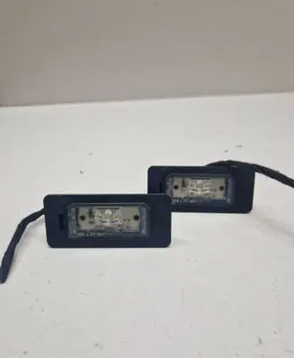 BMW 4 F32 F33 Number plate light 7193293 13383091