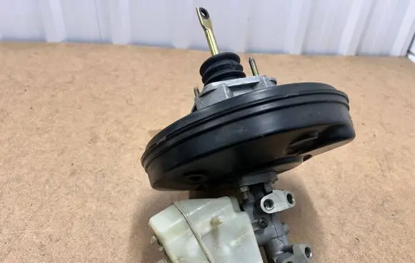 BMW 3 E46 Brake booster 34336779682 6779682 34326751589