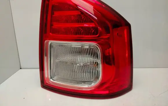 Jeep Compass Rear/tail lights 05182542