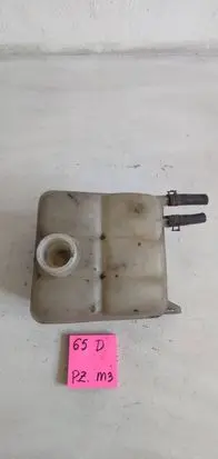 Ford Focus Coolant expansion tank/reservoir 9613113164