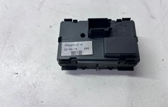 Volkswagen Touareg II ESP (stability program) switch 7P6927127K